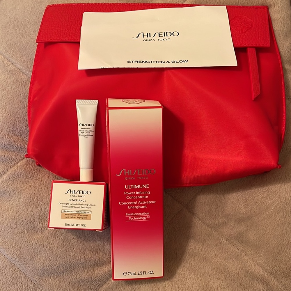 Shiseido Strengthen & Glow Set